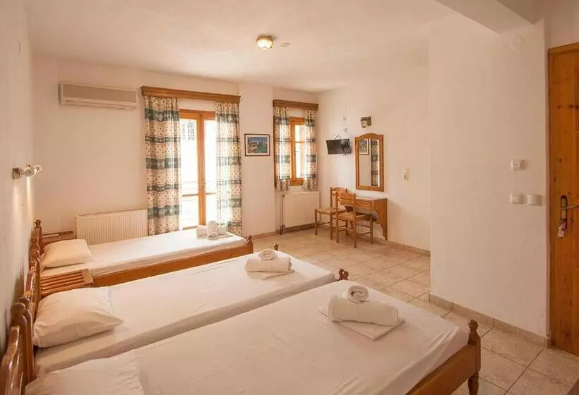 펜션 Laura Skiathos