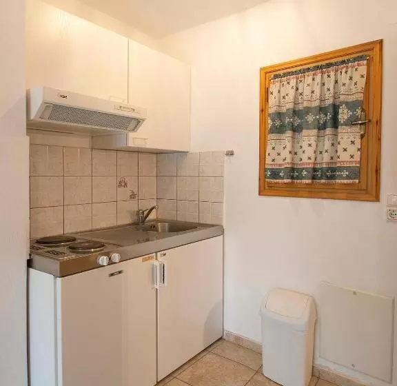 펜션 Laura Skiathos