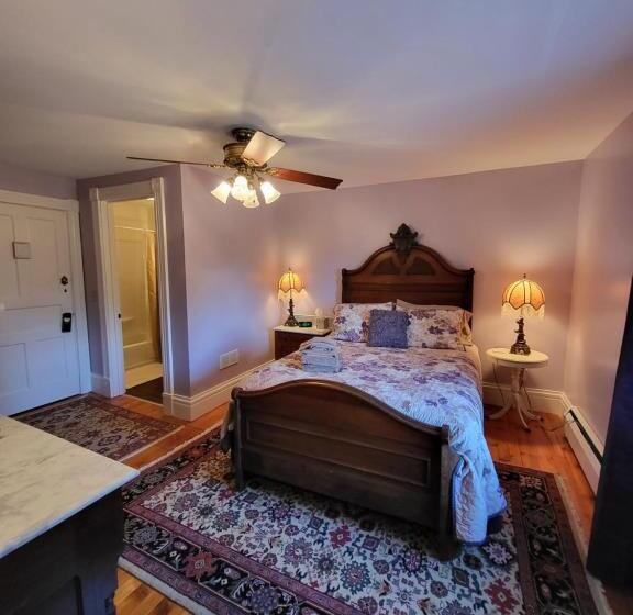 The Fox And The Grapes Bed & Breakfast