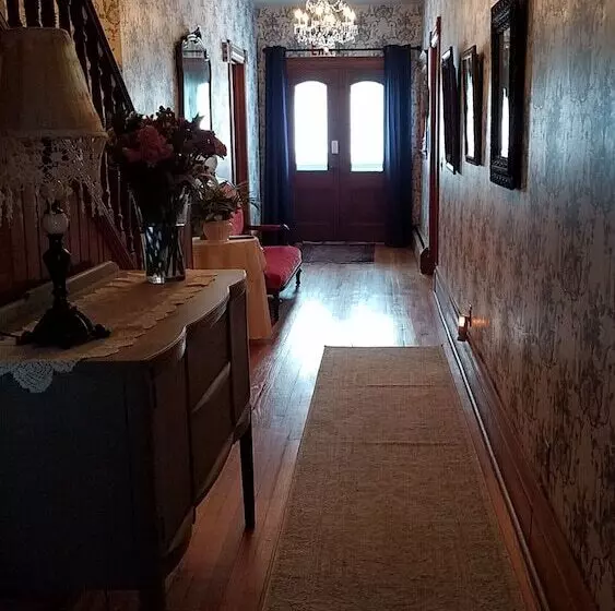 The Fox And The Grapes Bed & Breakfast