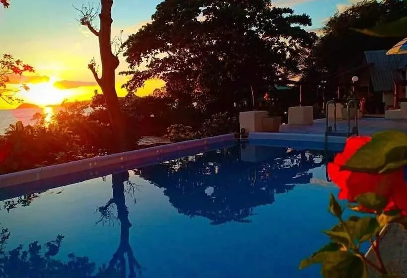 ホテル Banana Sunset Bar & Bungalows