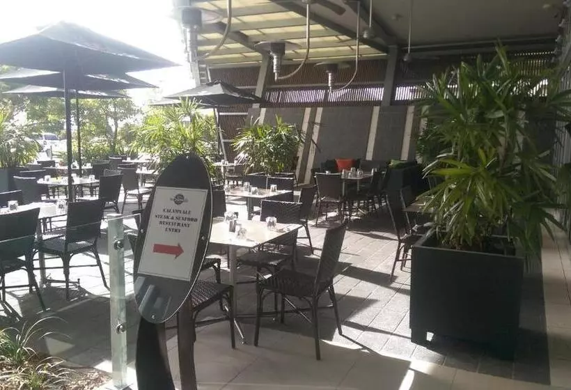 Calamvale Hotel Suites And Conference Centre