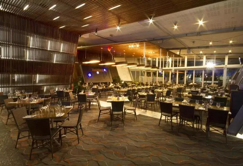 Calamvale Hotel Suites And Conference Centre