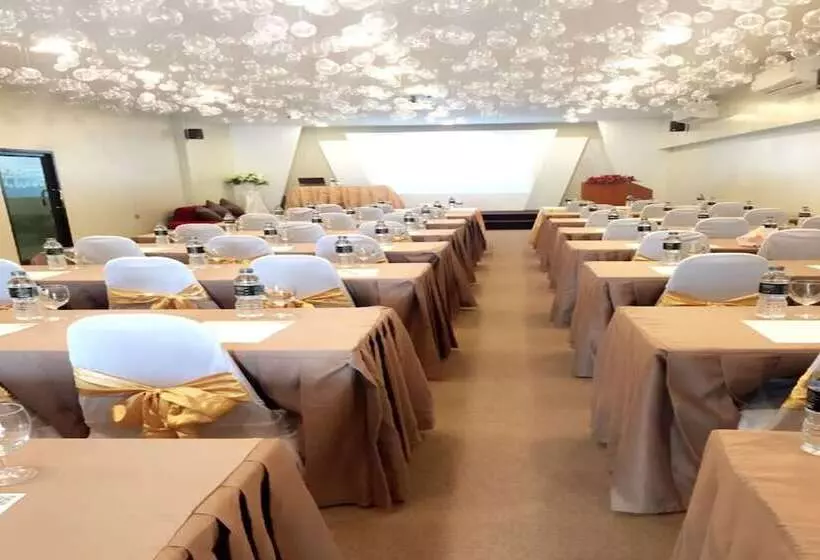 ホテル Ipower Chiangrai