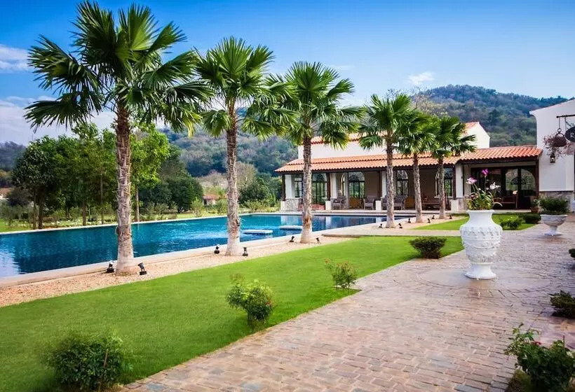 Hotelli Mela Garden Retreat Cottage