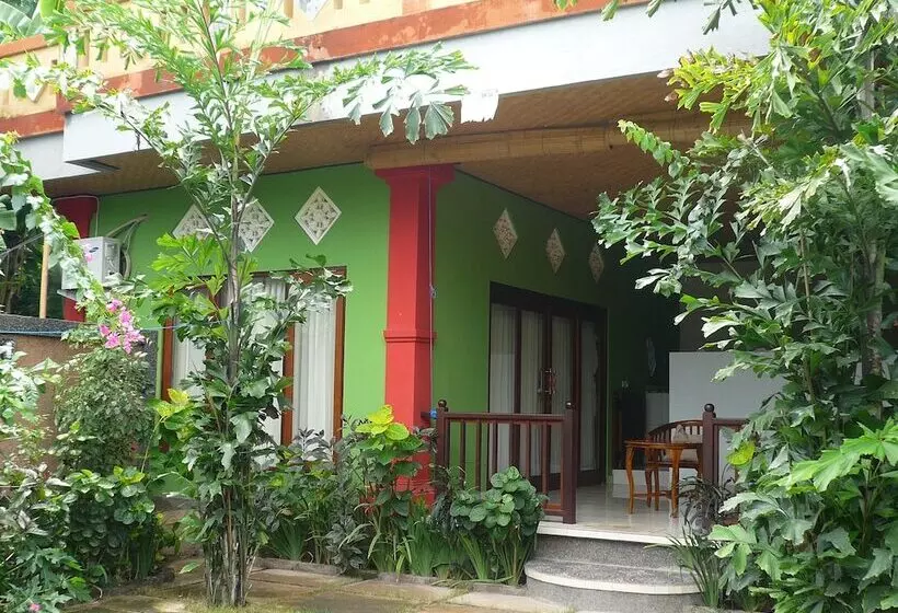 Hotelli Rumah Wayans Lipah