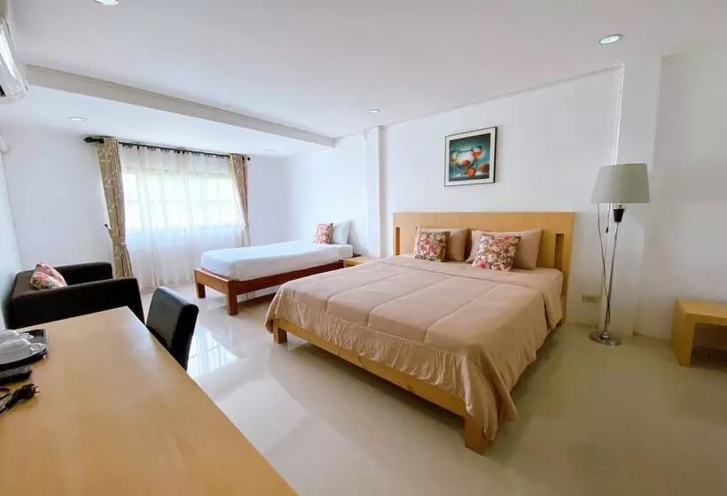 هتل Sila Resort