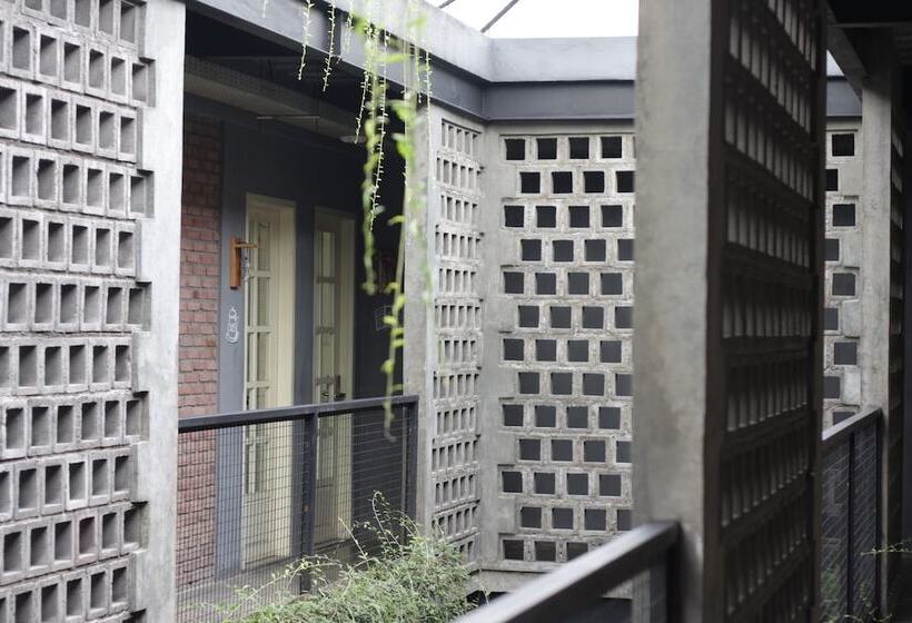 Отель Summerbird Bed And Brasserie