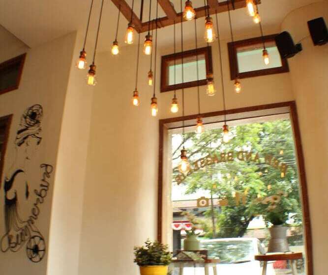 Отель Summerbird Bed And Brasserie