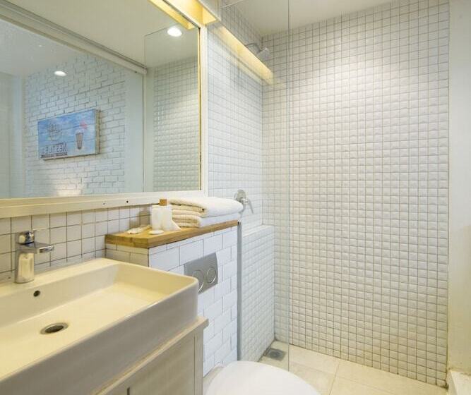 Отель Summerbird Bed And Brasserie