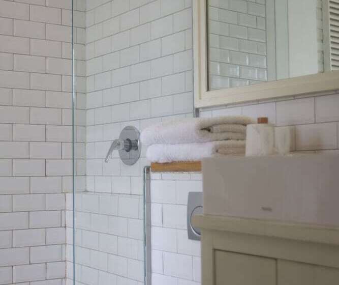 Отель Summerbird Bed And Brasserie