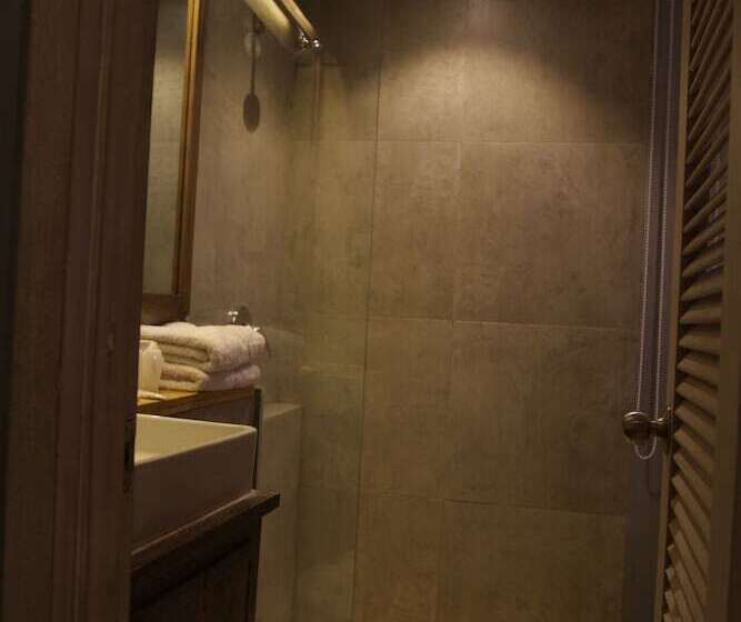 Отель Summerbird Bed And Brasserie