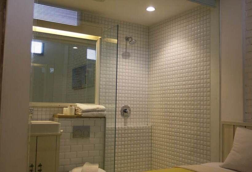 Отель Summerbird Bed And Brasserie