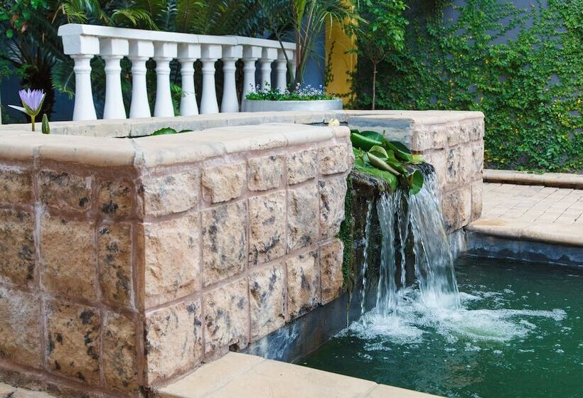 בית מלון כפרי The Angels Place Boutique Guest House