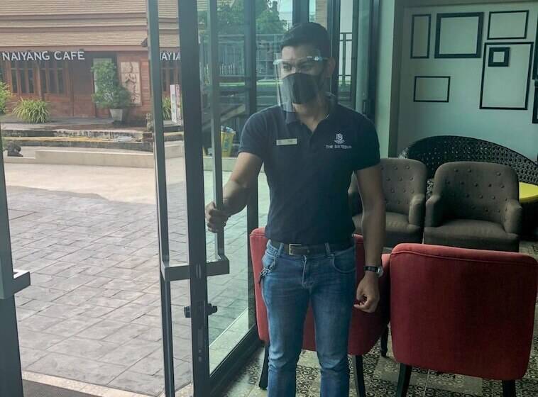 فندق The Sixteenth Naiyang Beach