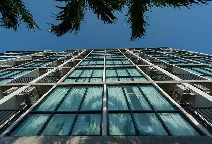 ホテル The Sixteenth Naiyang Beach