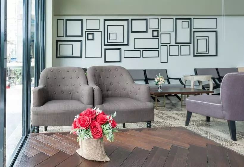 ホテル The Sixteenth Naiyang Beach