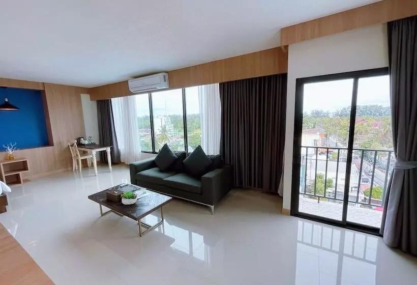 ホテル The Sixteenth Naiyang Beach