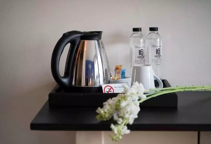 ホテル The Sixteenth Naiyang Beach