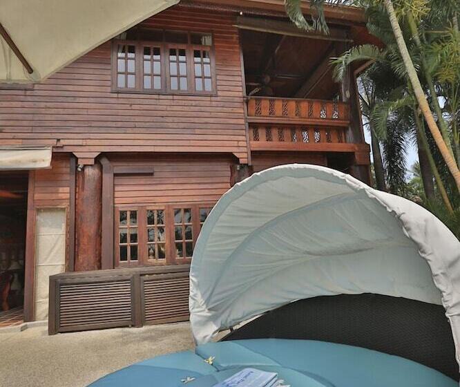 Presidential Thai Villa