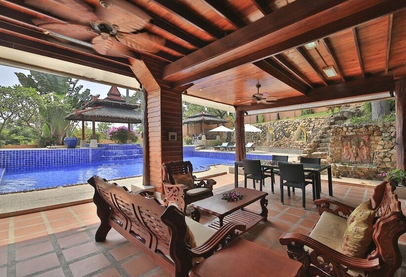 Presidential Thai Villa