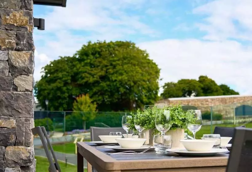 The Lodges At Glenlo Abbey Hotel & Estate