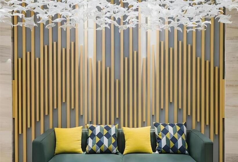 Отель City Comfort Inn Guilin Railway Station