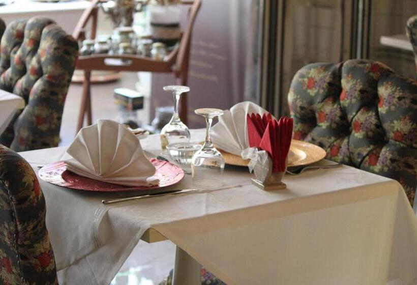 2 Kitarrat Boutique Hotel & Spa