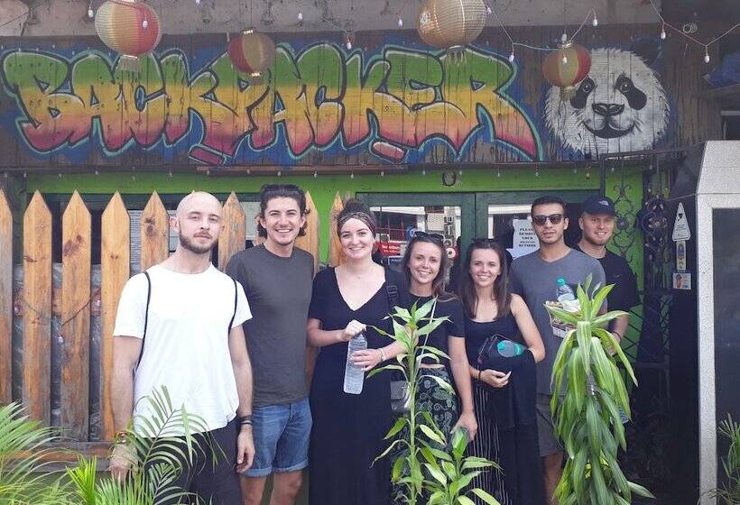 هاستل Backpacker Panda Appetite Mumbai