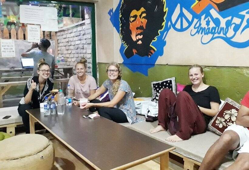 هاستل Backpacker Panda Appetite Mumbai