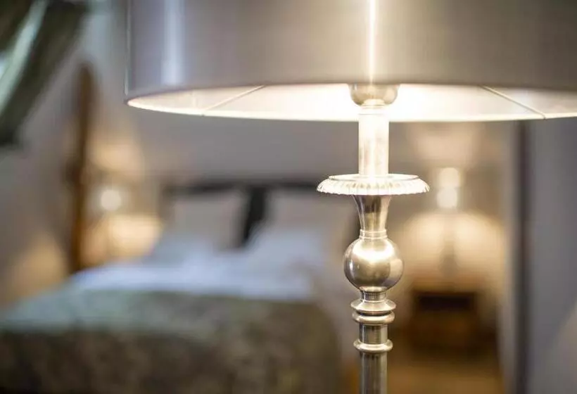 Aamiaismajoitus (B&B) Aux Charmes De Maintenon