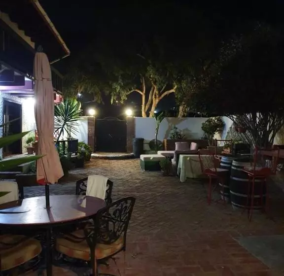 ベッドアンドブレックファースト Hacienda Rancho Santini