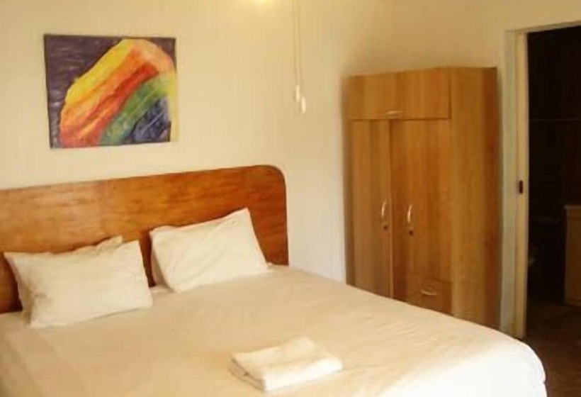 Bed & Breakfast Louhallas Accommodation