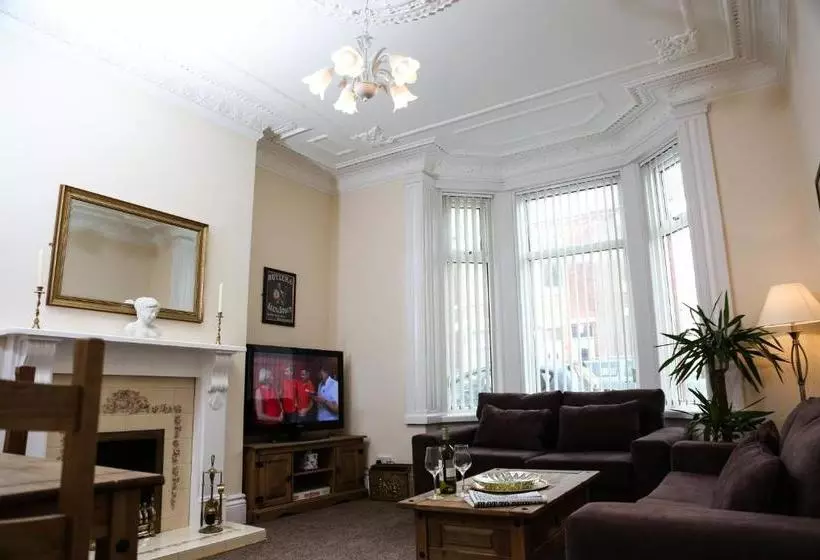 Coleridge Cross Holiday Let