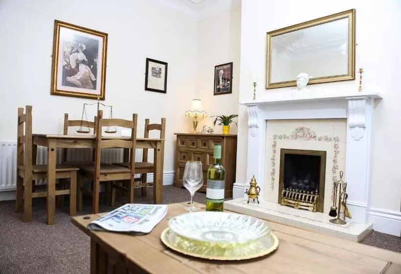 Coleridge Cross Holiday Let