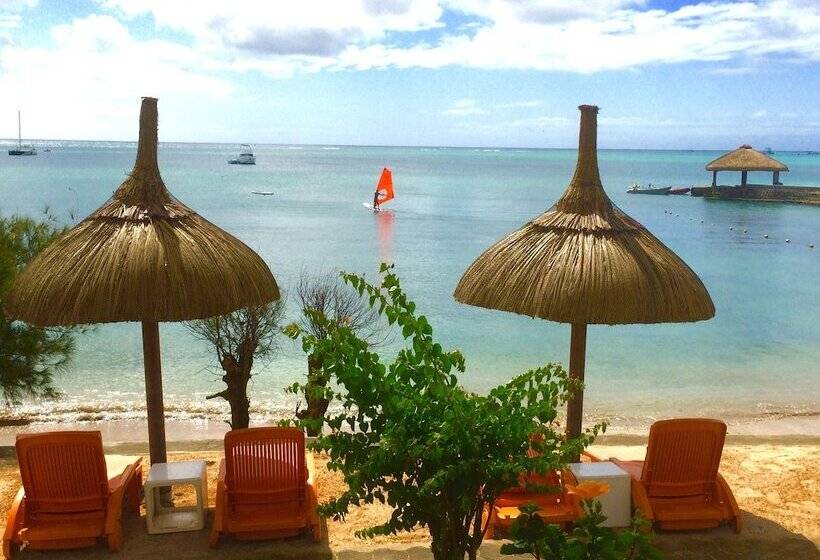 Coral Azur Beach Resort