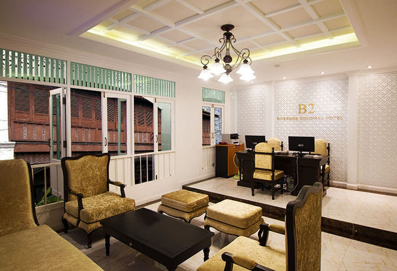 בית מלון כפרי B2 Riverside Colonial