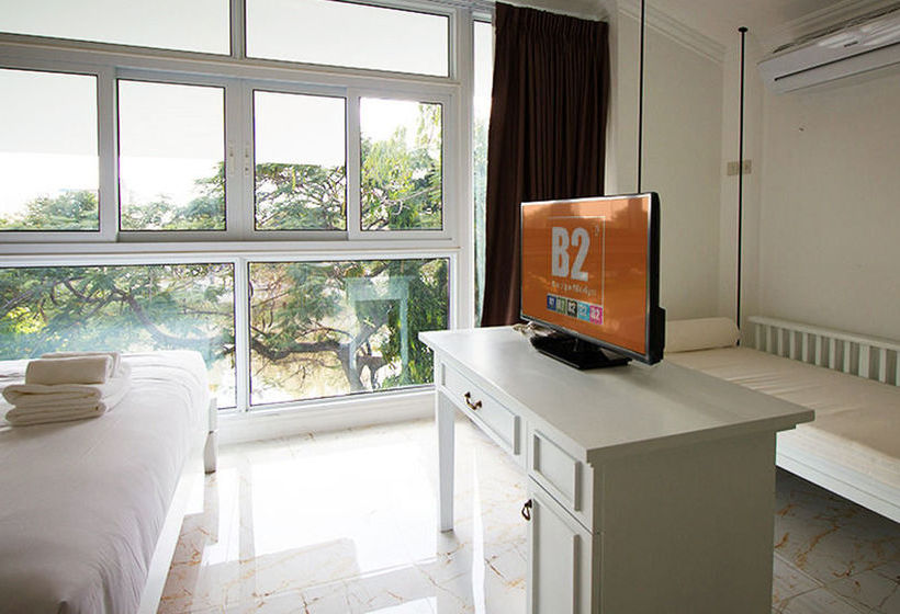 בית מלון כפרי B2 Riverside Colonial