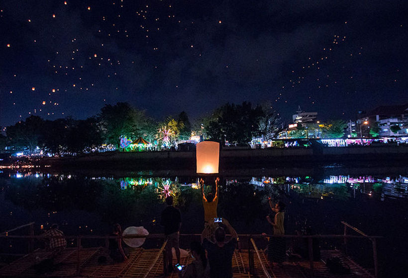 בית מלון כפרי B2 Riverside Colonial