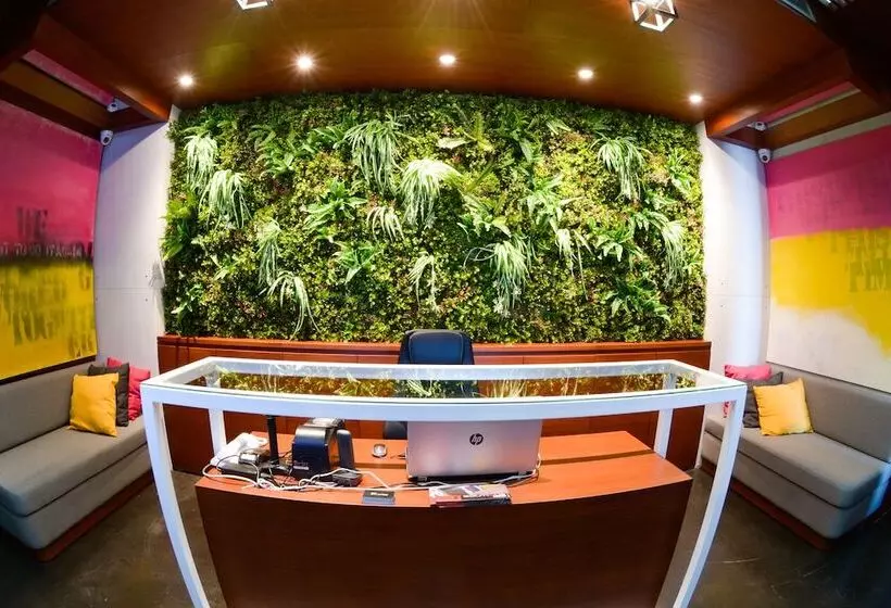 هتل Boutique Rooms