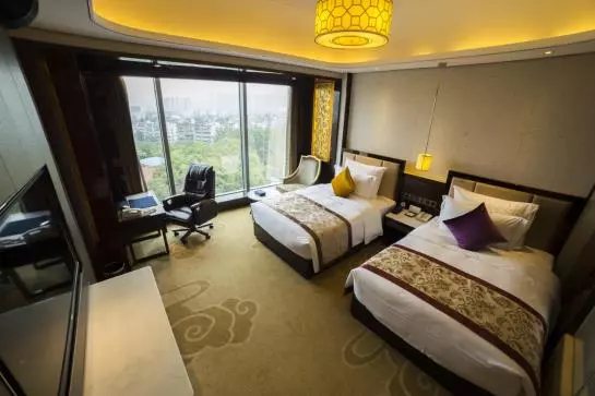 هتل Chengdu Charming Yard Nature Nook
