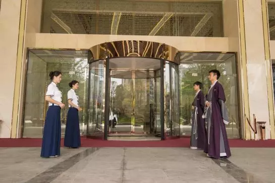 هتل Chengdu Charming Yard Nature Nook