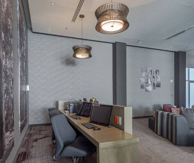 هتل Courtyard by Marriott Chihuahua