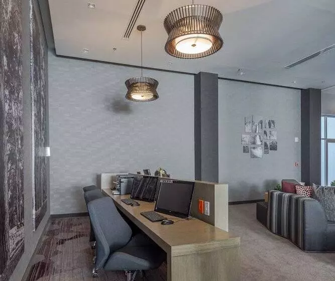 هتل Courtyard by Marriott Chihuahua