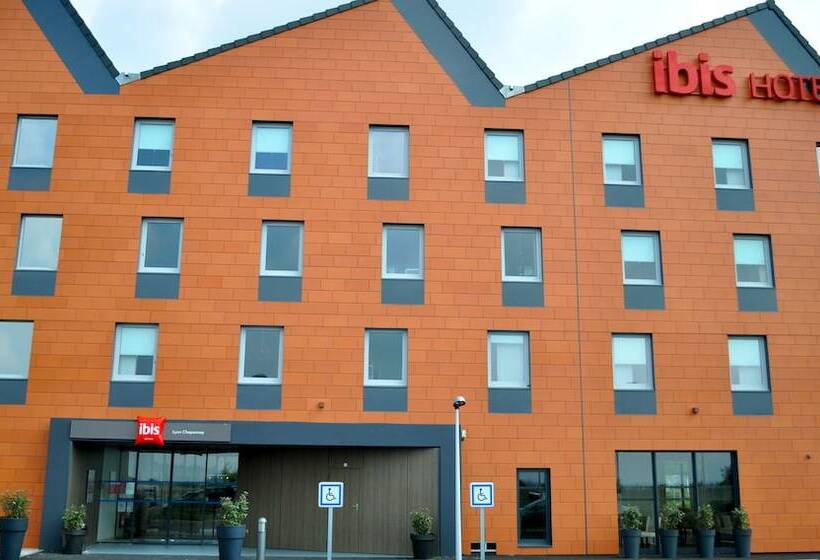 בית מלון כפרי Ibis Lyon Est Chaponnay