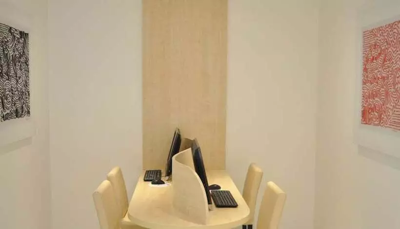 Hotelli Ibis Lyon Est Chaponnay