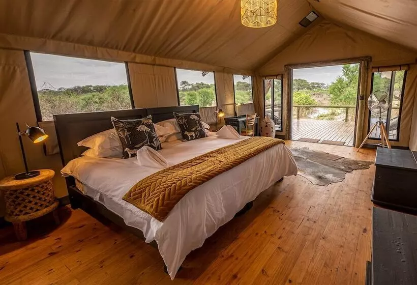 هتل Mogotlho Safari Lodge