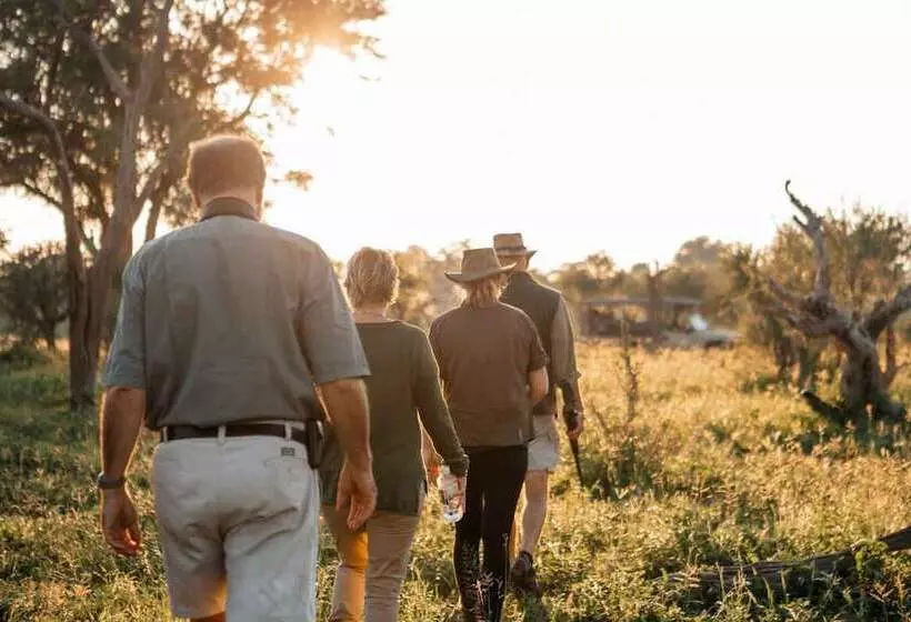 هتل Mogotlho Safari Lodge