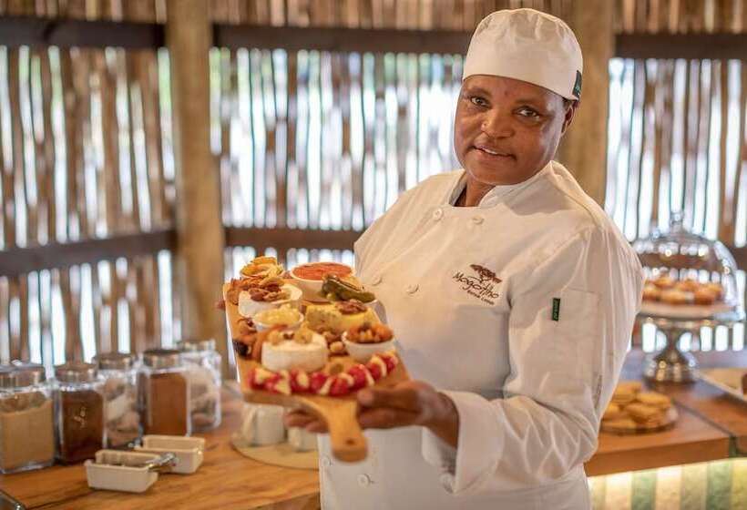 هتل Mogotlho Safari Lodge