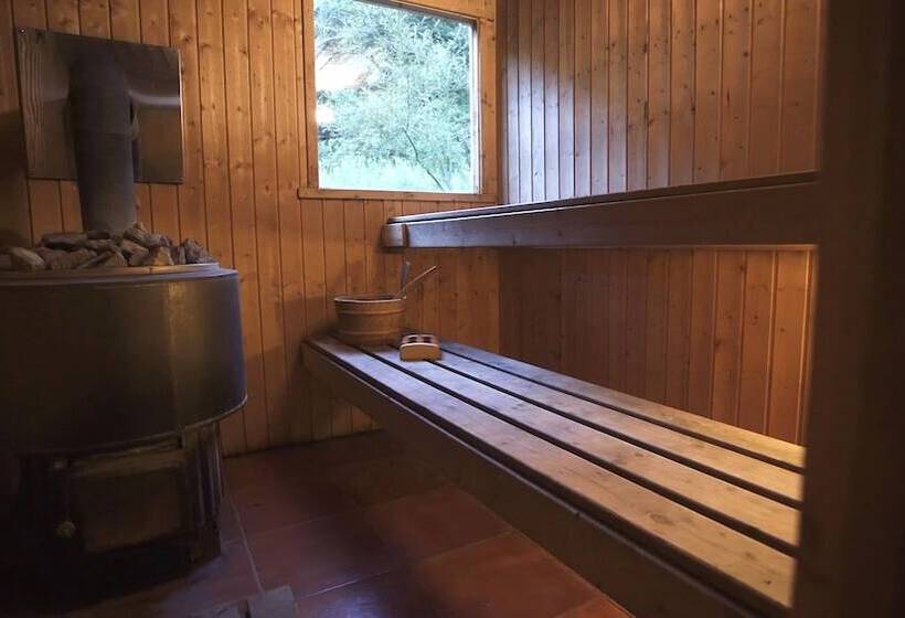 בית מלון כפרי River Valley Lodge